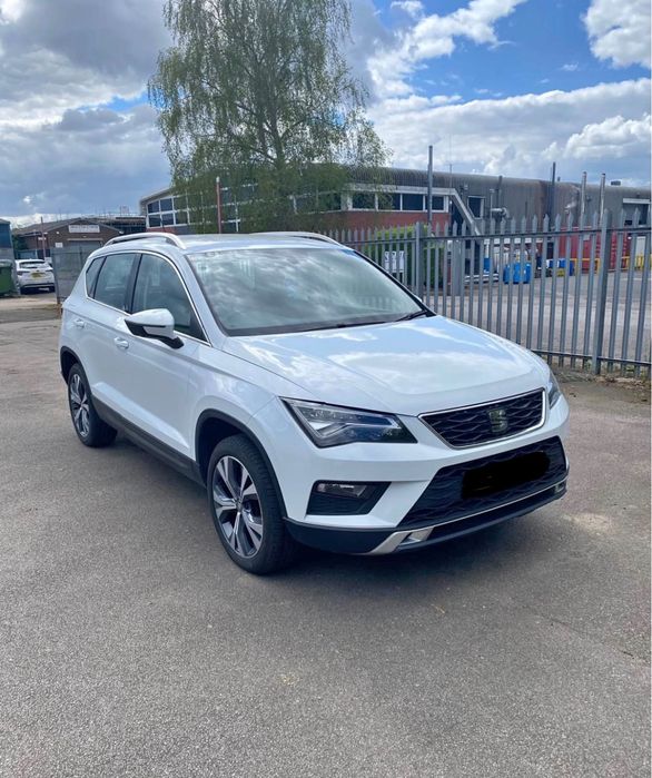 Dezmembrez seat ateca alb 1.6 diesel