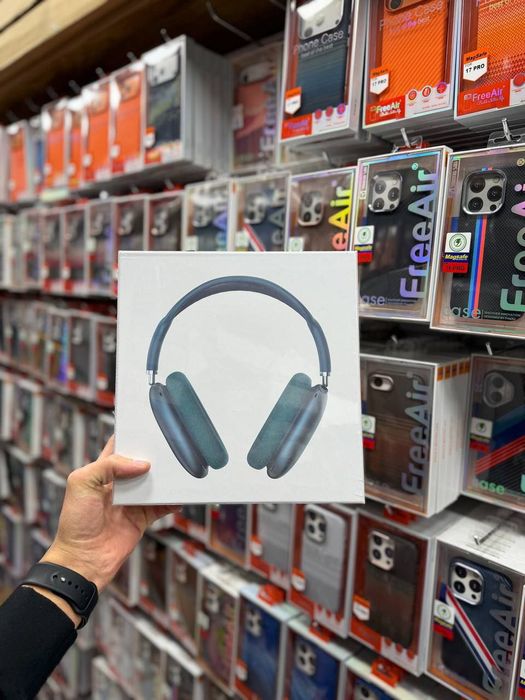 Airpods Max hamma rangidan bor