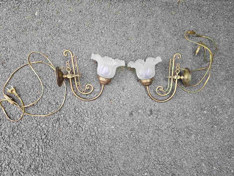 Шкаф с дърворезба