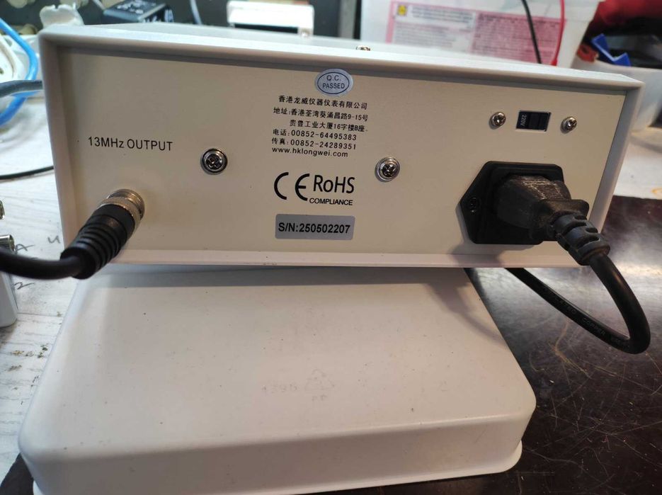 Продава се честотомер до 2700МХц за ремонт на комуникационна техника