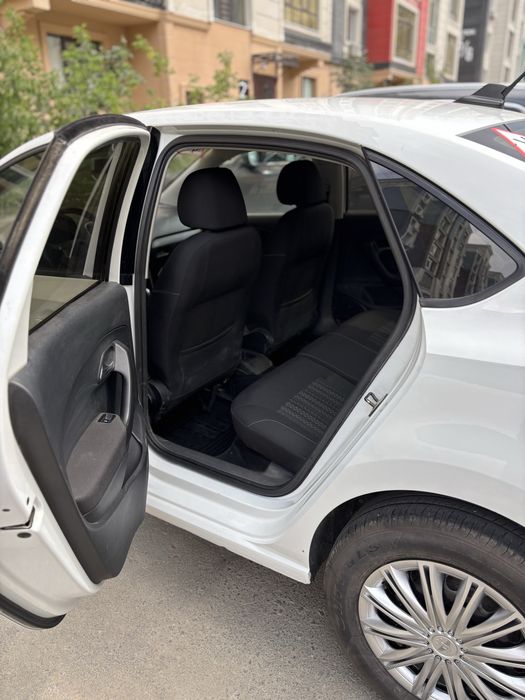 Volkswagen polo 2018 года