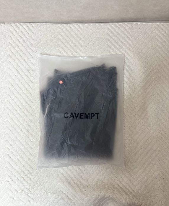Свитшот Cav Empt (C.E) A Mere Training