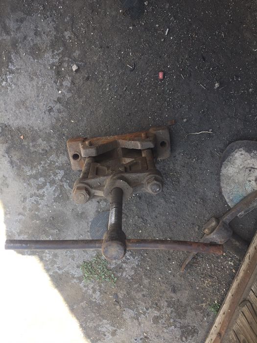 Трубажим (тиски )