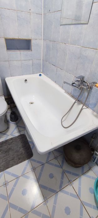 Чугунная ванна 150/70