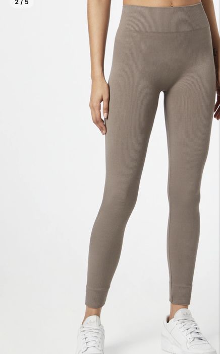 Дамски клин, чисто нов