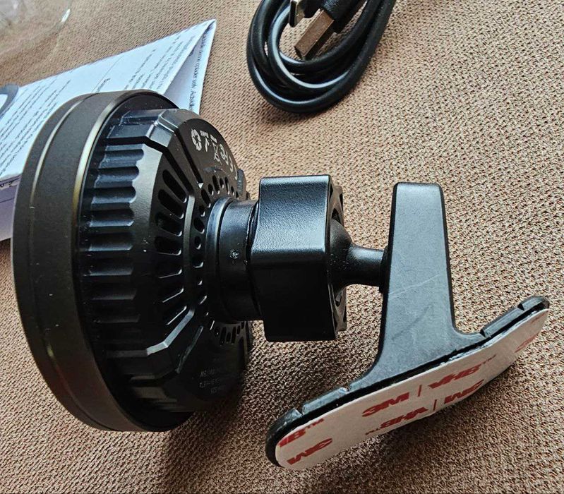 Безжично магнитно зарядно за телефон +поставка за кола MagSafe charger