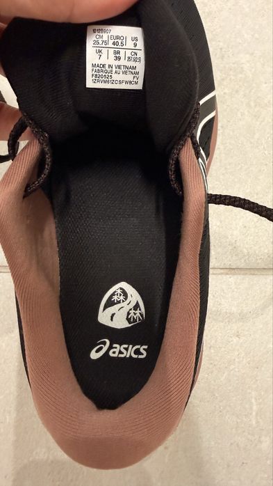 Дамски маратонки Asics