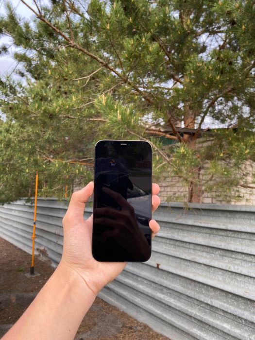 Продам срочно iPhone 12 Pro Max 128GB