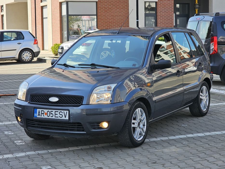 Ford Fusion 1.4 benzina An 2003