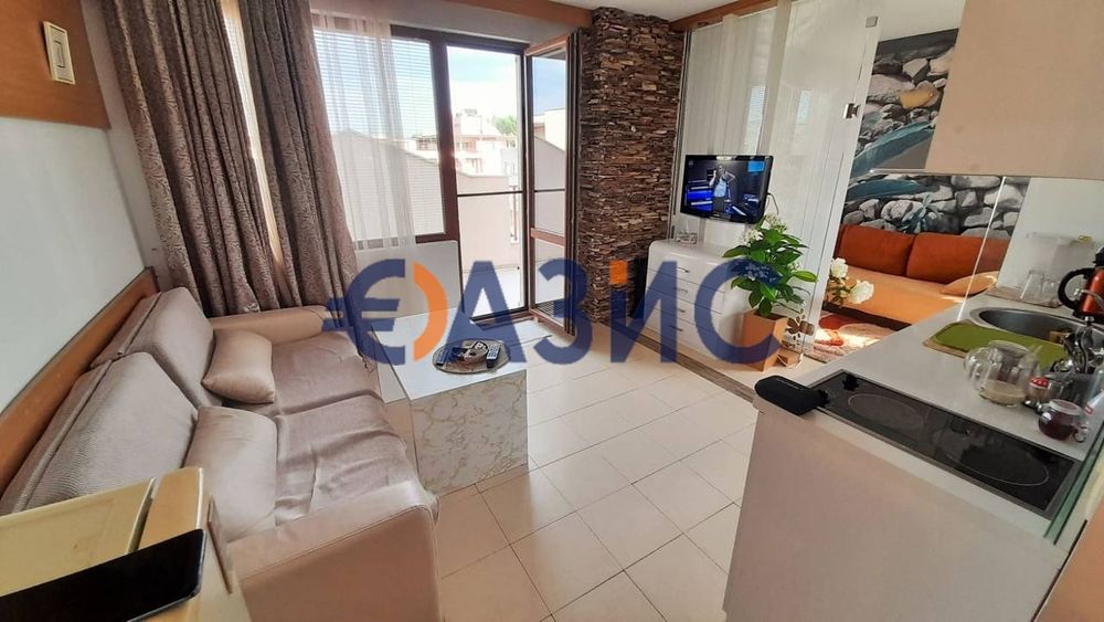 Продава се Едностаен апартамент в к.к. Слънчев бряг - 60 кв.м за 1117 €/кв.м - Снимка #5