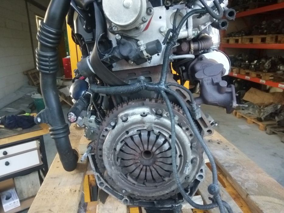 motor 1.5 dci euro 5 logan dokker lodgy sandero clio 4 megane 92 mii km