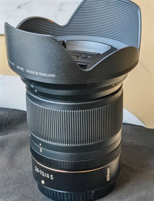 Nikkor Z 24-70mm f/4 S – Перфектно състояние, S-Line качество