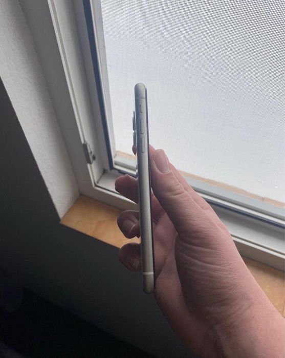 Iphone 11 alb perfect