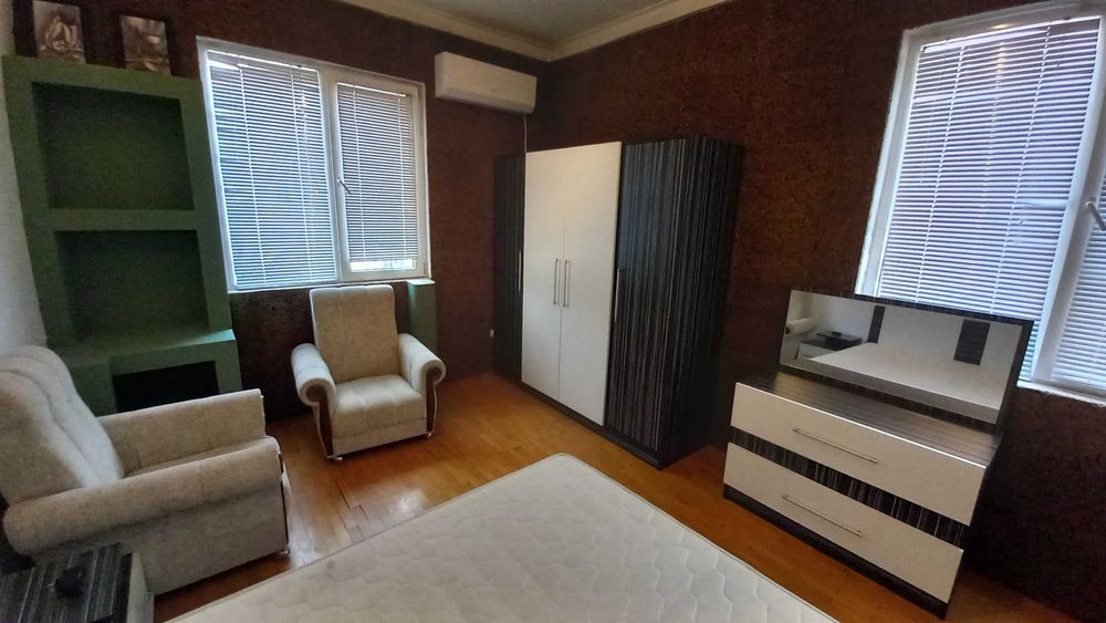 Дава се под наем Двустаен апартамент в София, Център - 72 кв.м за 498.27 € - Снимка #7