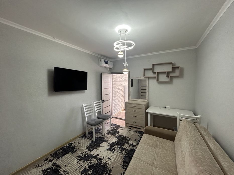 Продается 1 комнатная квартира Юнусабад