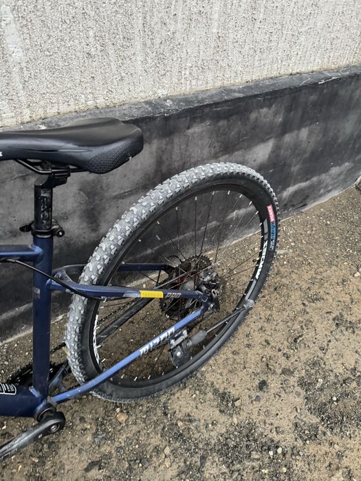 Велик модель TRINX