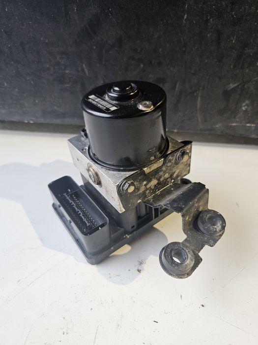 pompa abs esp originala volkswagen golf 4 / bora / skoda octavia 1