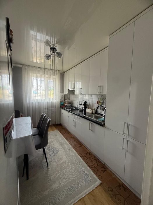 Продам 4 х комнатную квартиру