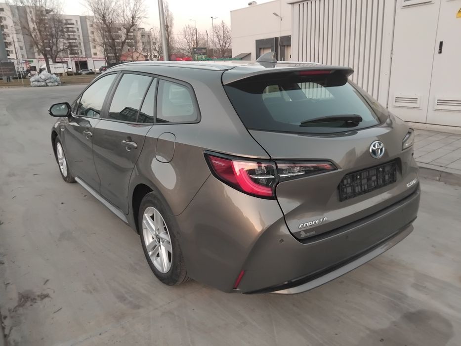 Toyota corolla 1.8 benzina + hibrid  2021 RAR efectuat carte Ro