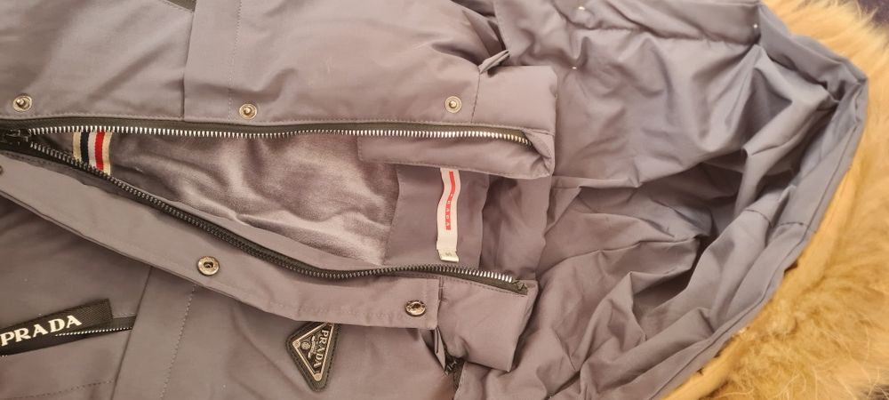 Продам детский пуховик