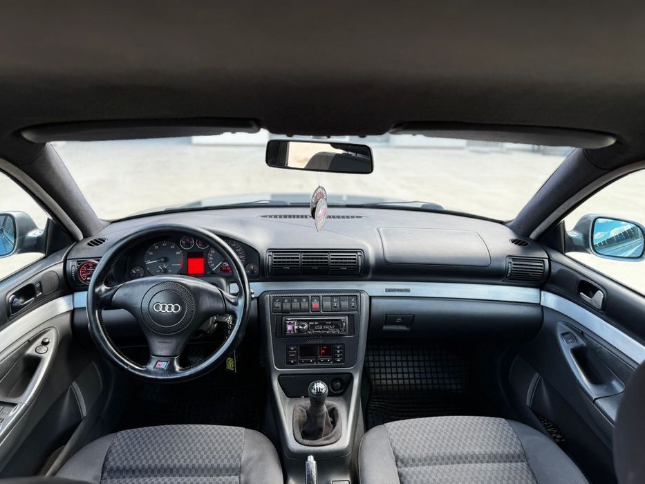Audi a4 b5 1.8t quattro