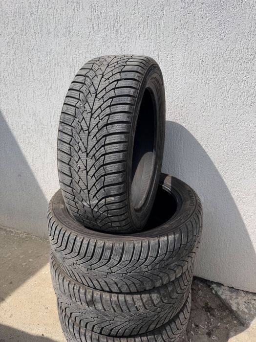 Зимни гуми 205/50R17 KUMHO