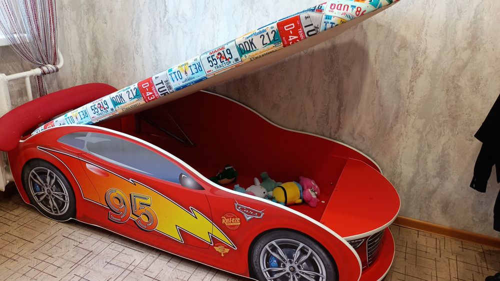 Детская кровать.