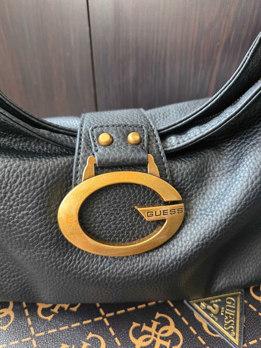 Guess дамска чанта "Camden medium shoulder bag"
