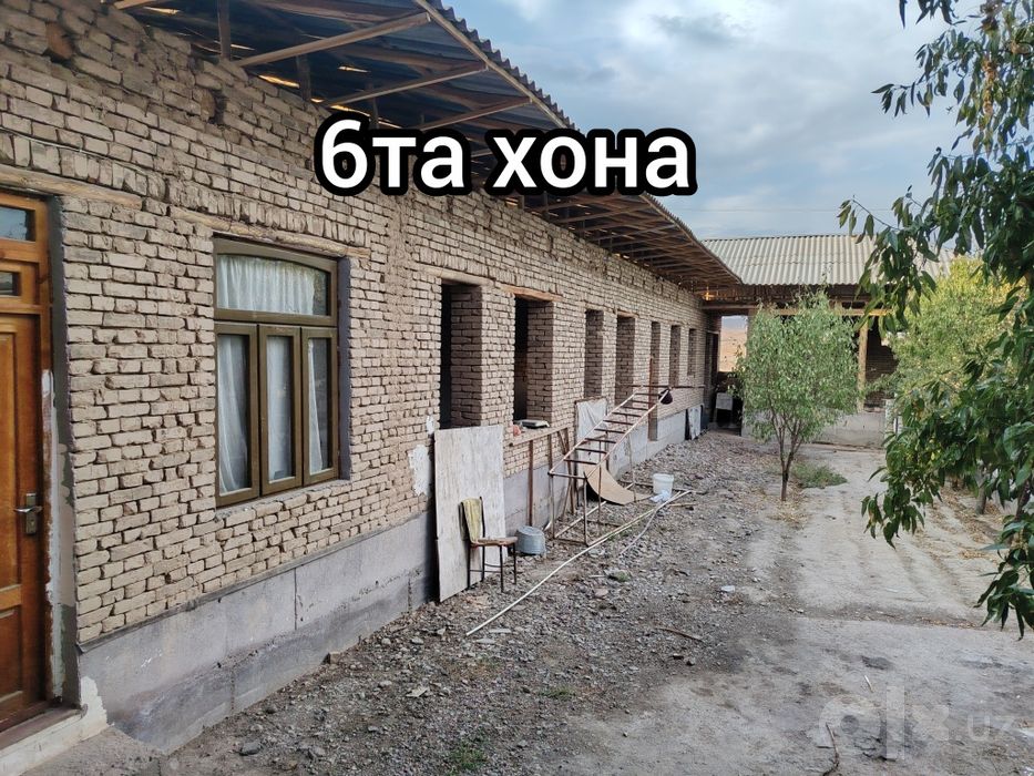 Нотурар бино, Савдо марказ сотилади.