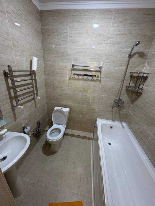 Срочно ПРОДАЕТСЯ квартира 2/4/13 Новостройка ЖК Almazar City