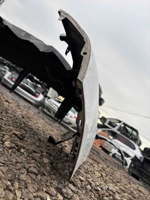 Bara spate Peugoet 3008 an 2012