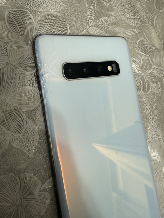 Samsung Galaxy S10+