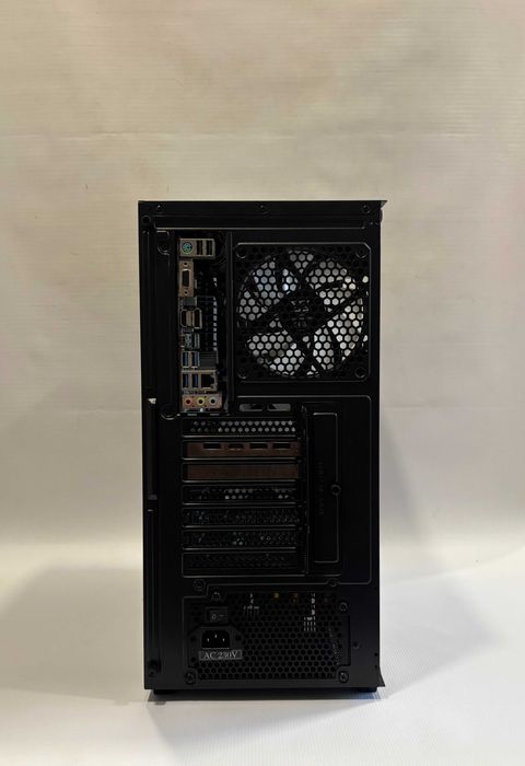 Геймърски компютър AMD Ryzen 5 5500, RX 6700 XT 12GB, 16GB ram