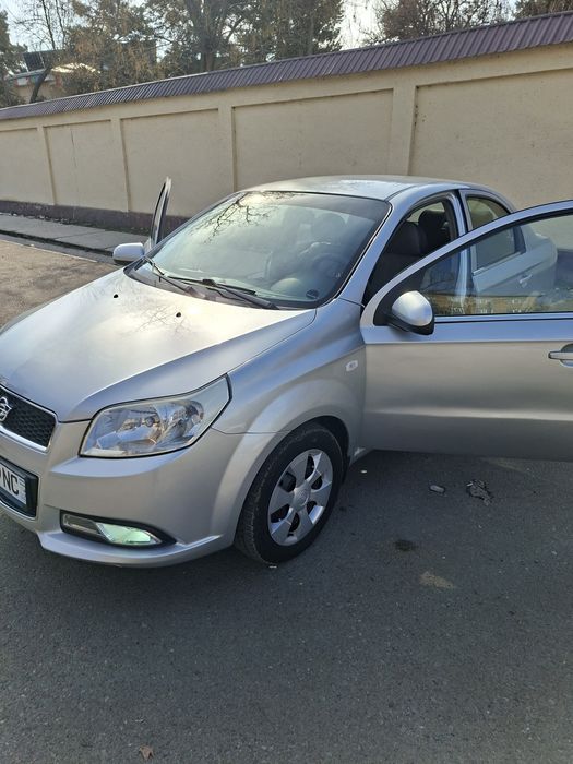 Продается нексия 3