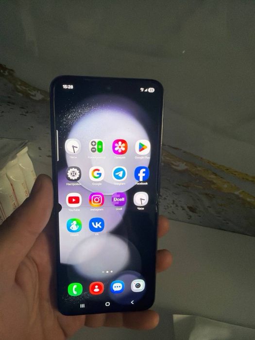 Продам свой Samsung flip-5