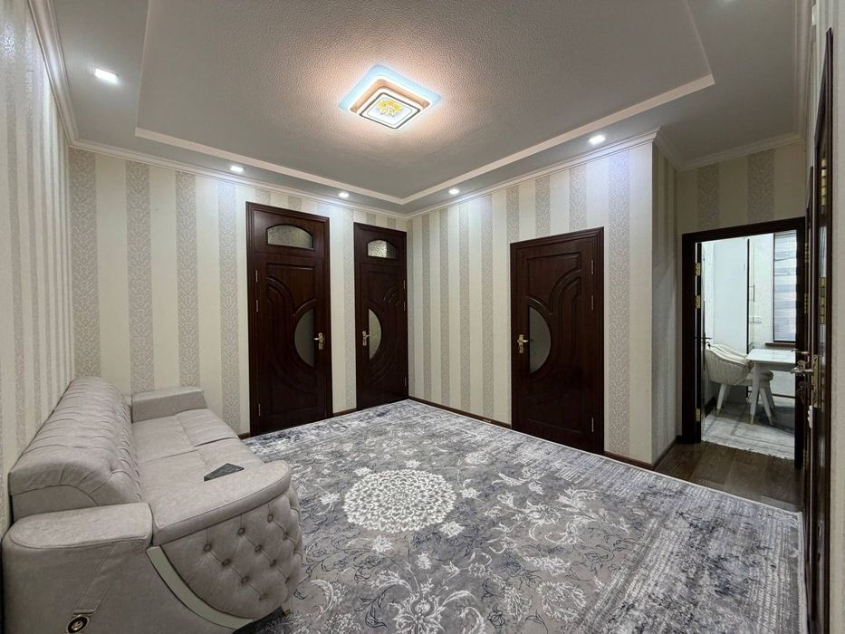 Продаётся  3х комнатная квартира