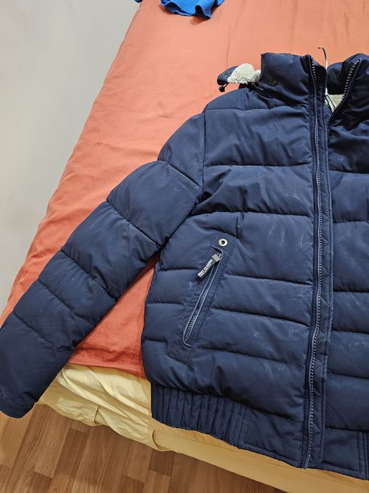 Зимняя чёрная куртка