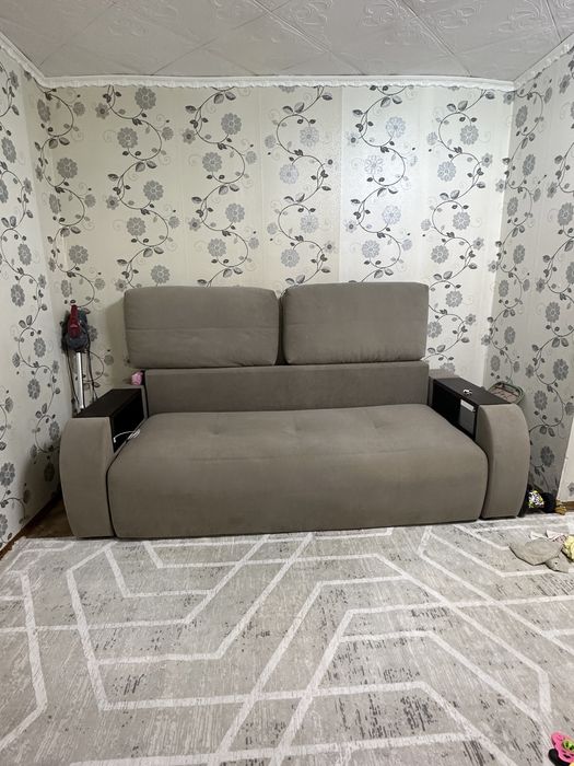 Продам диван в отличном состоянии