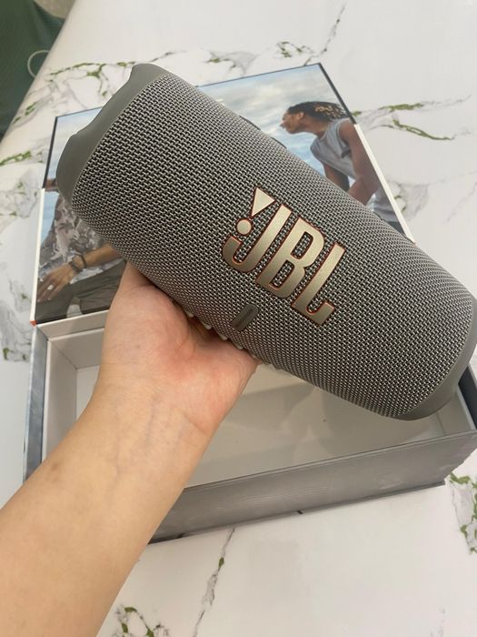 JBL5  колонка новый