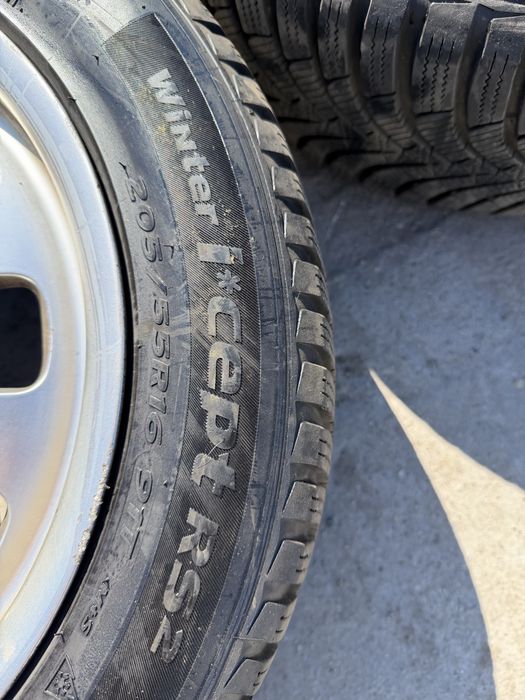 Джанти с гуми за BMW 1 series 205/55r16