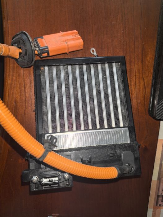 Електрически радиатор парно Dacia Spring