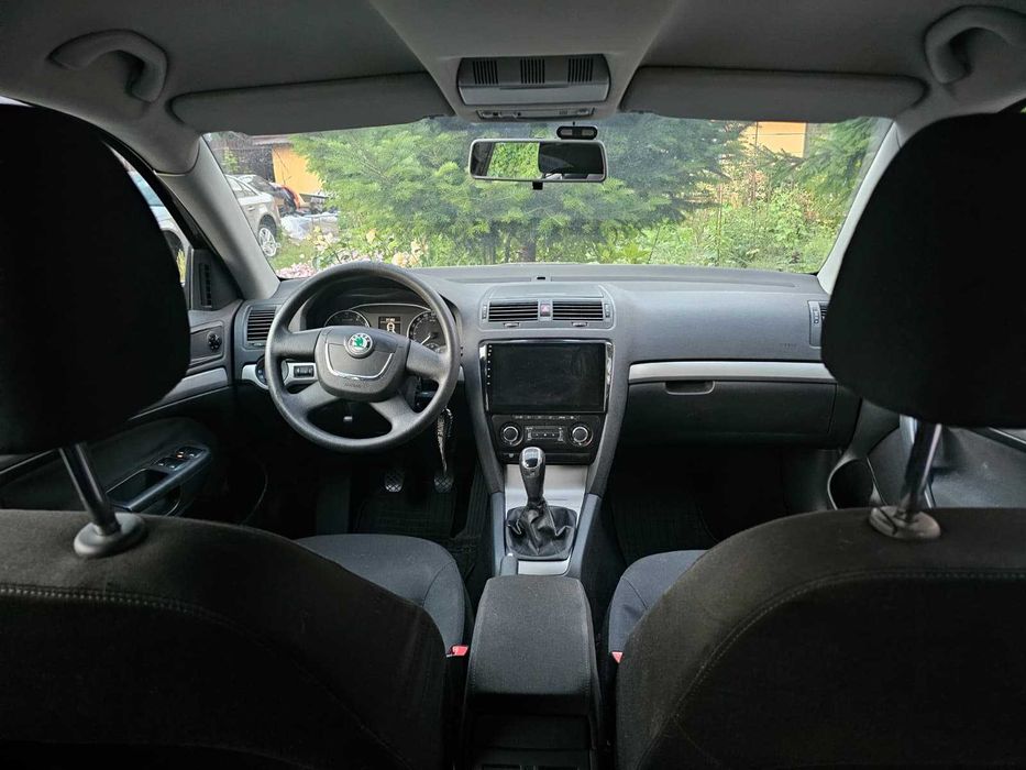 SKODA Octavia 2012 — imagine 5