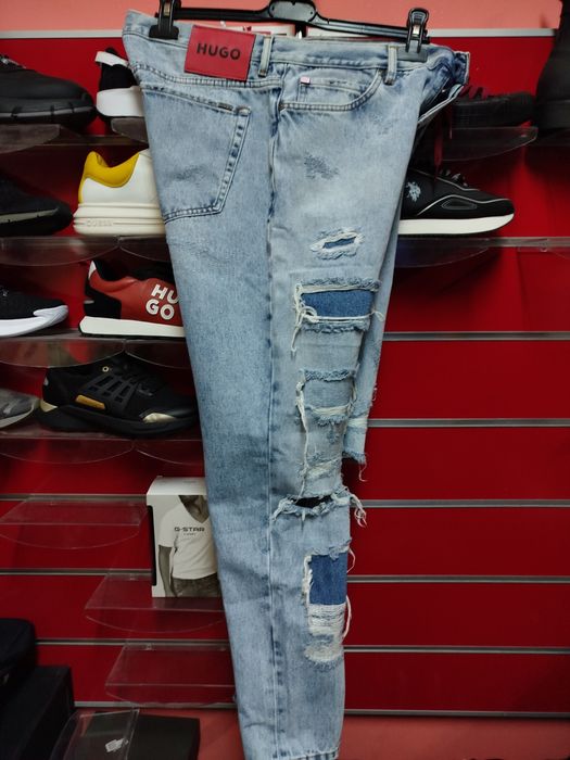 Оригинални дънки Hugo Boss W33 W34  нови мъжки светли