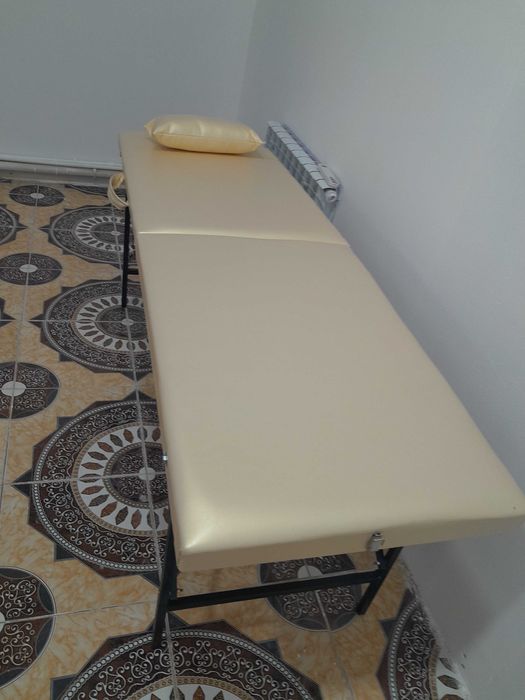 Кушетка чемодан 600000 педикюрный кресло лифт кушетка