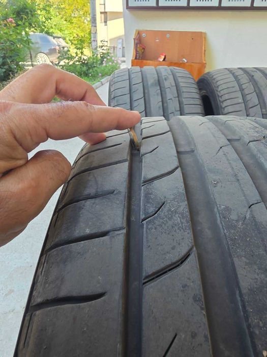 4 летни гуми 2х 275/35/19 и 2х 245/49/19 в гаранция