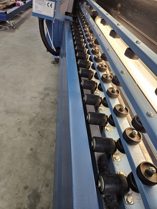 Masina de spalat geamuri termopane