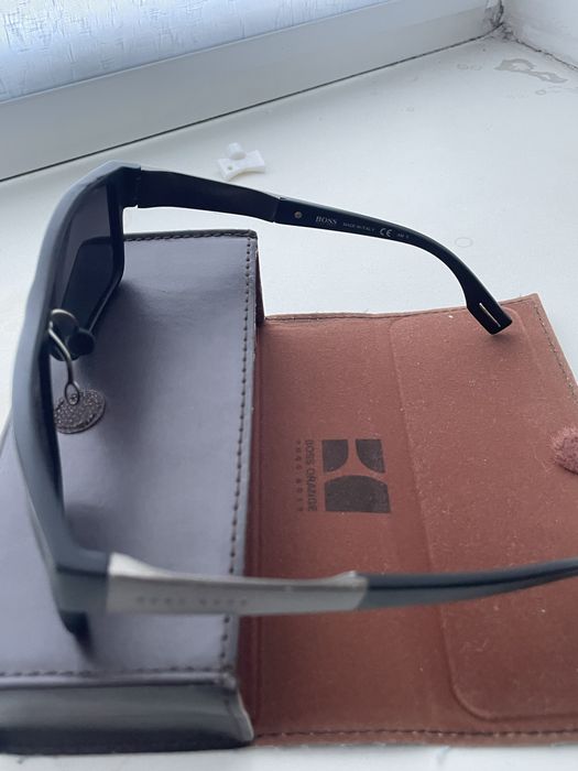 Солнцезащитные очки оригинал Hugo Boss
