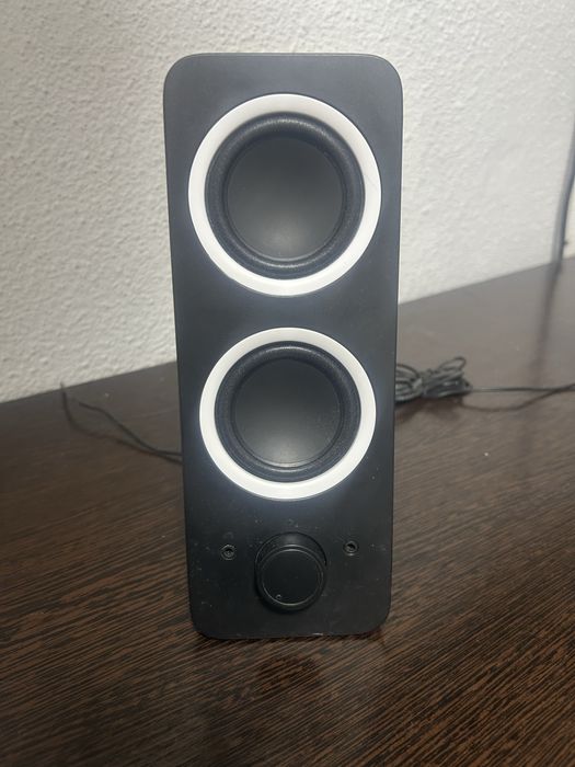 Vand boxe logitech z200