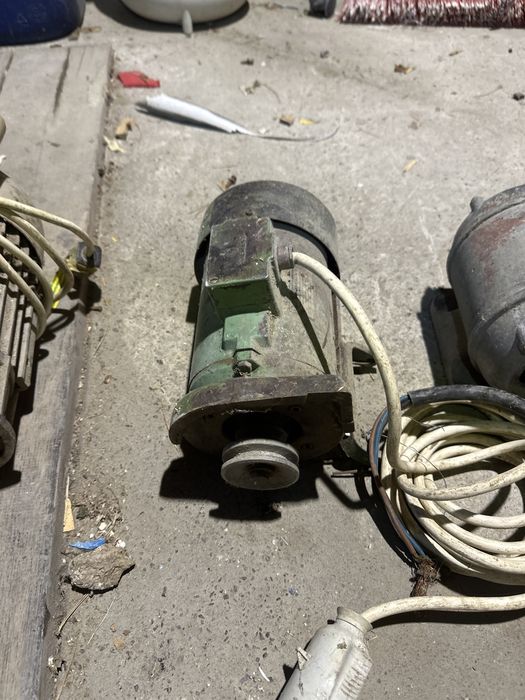 Motor trifazic si electric