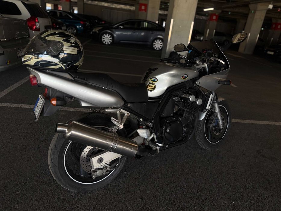 Vand Yamaha FZS600 Fazer Sport-Touring